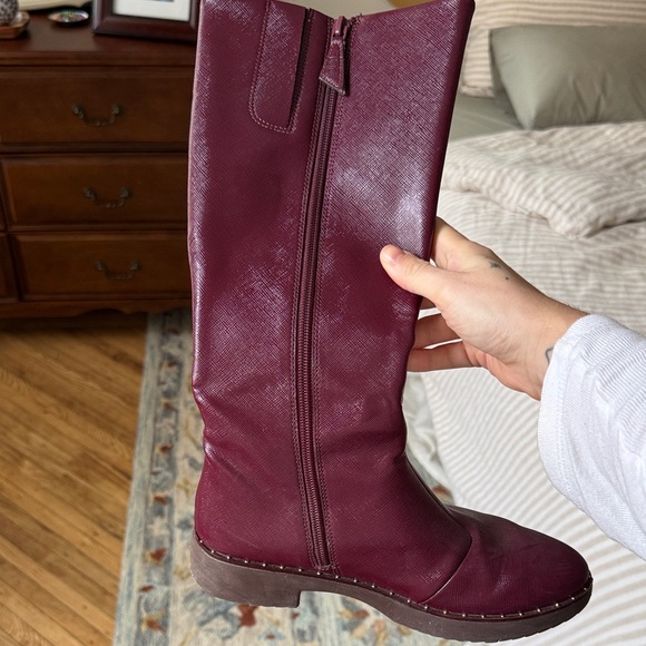 Burgundy leather boots - Picture 5 of 5